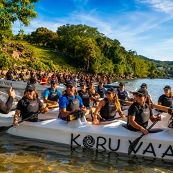 TEAM BUILDING EM CANOAS HAVAIANAS